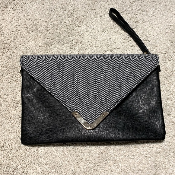 Kanevas Convertible Vegan Leather Purse - Picture 5 of 7
